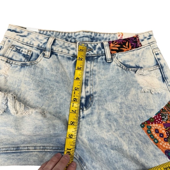 Almost Famous Vintage Flare Jeans Size 9 Blue Acid Wash Patch Distressed - Picture 11 of 16